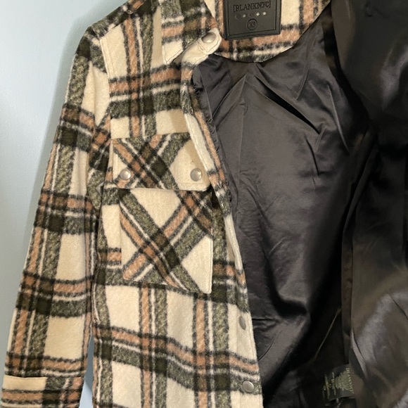 NWT BLANK NYC Shacket Size XS - Picture 4 of 6